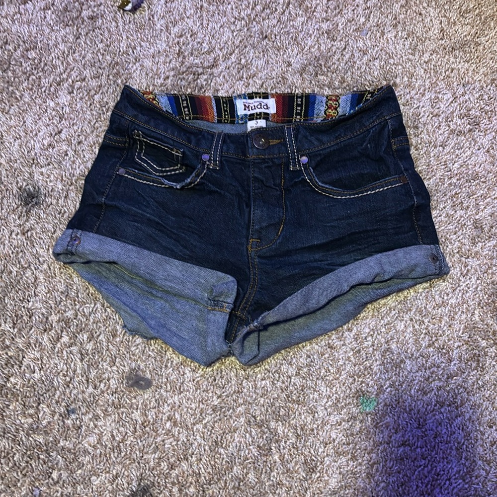 Women’s Mudd Jean shorts